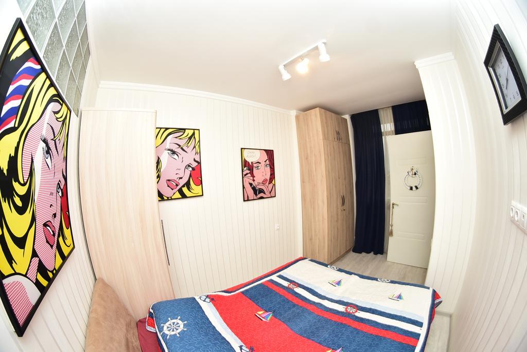 Stars Apartment Batumi Exteriör bild
